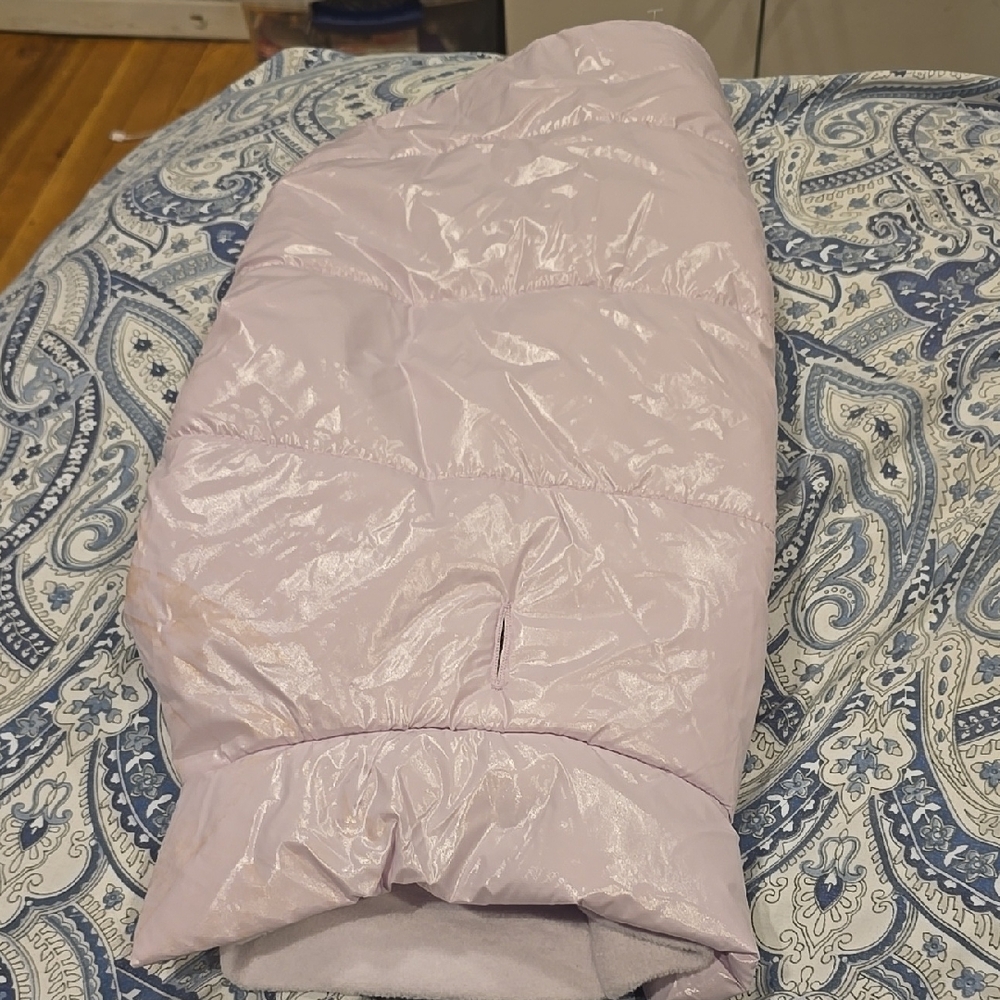 ❤️10/$10 Nwot Dog Light Purple Puffer Jacket Read